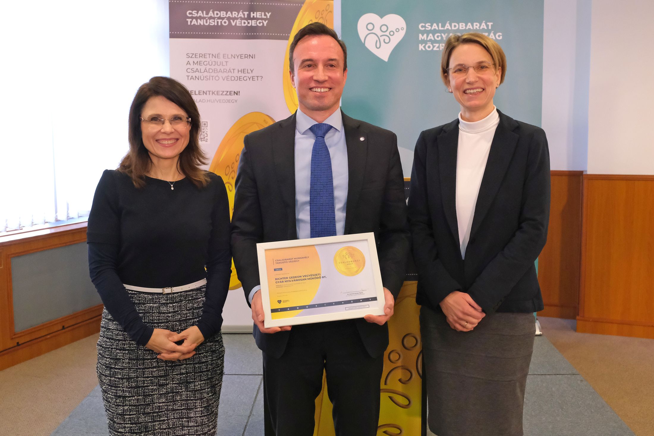 A 2000. Családbarát Hely védjegy tanúsítványról az InfoRádióban