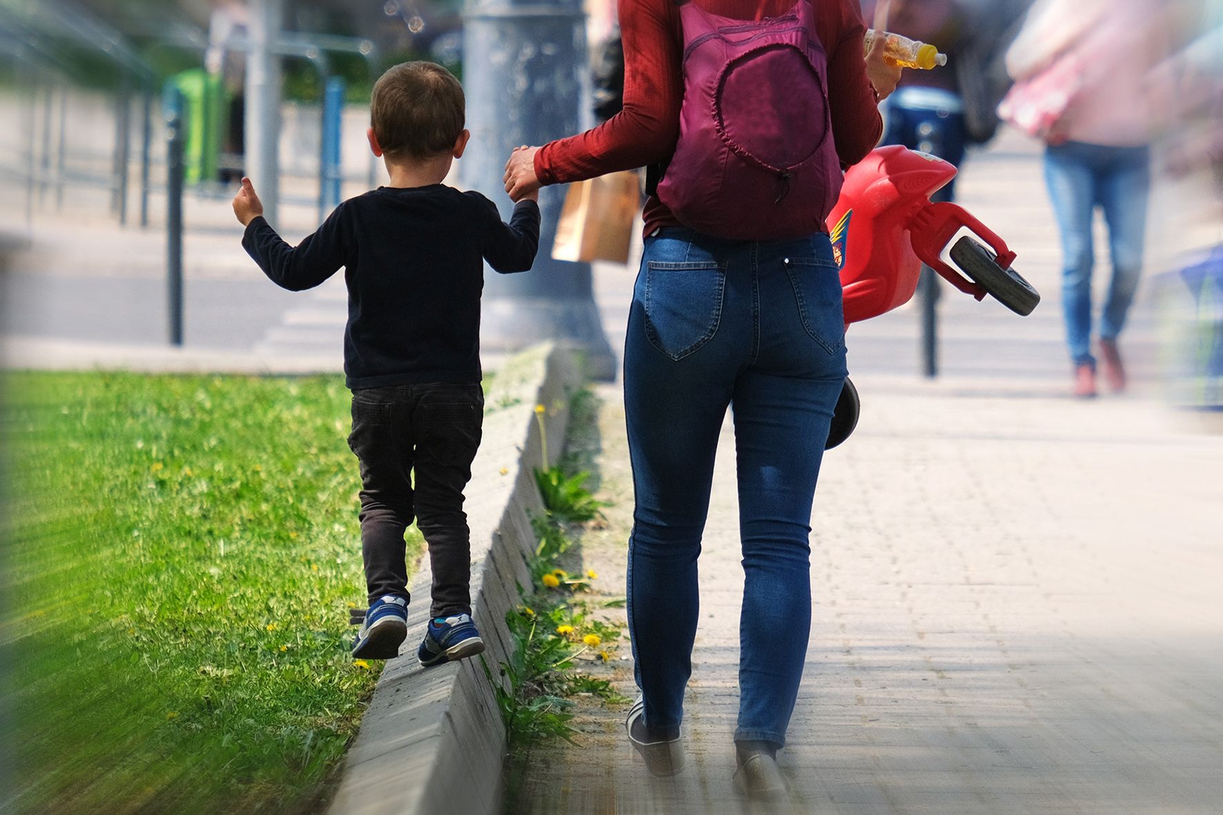 “Arra vágynak, hogy tartozhassanak valahova”  – Összefogás az egyszülős családokért 