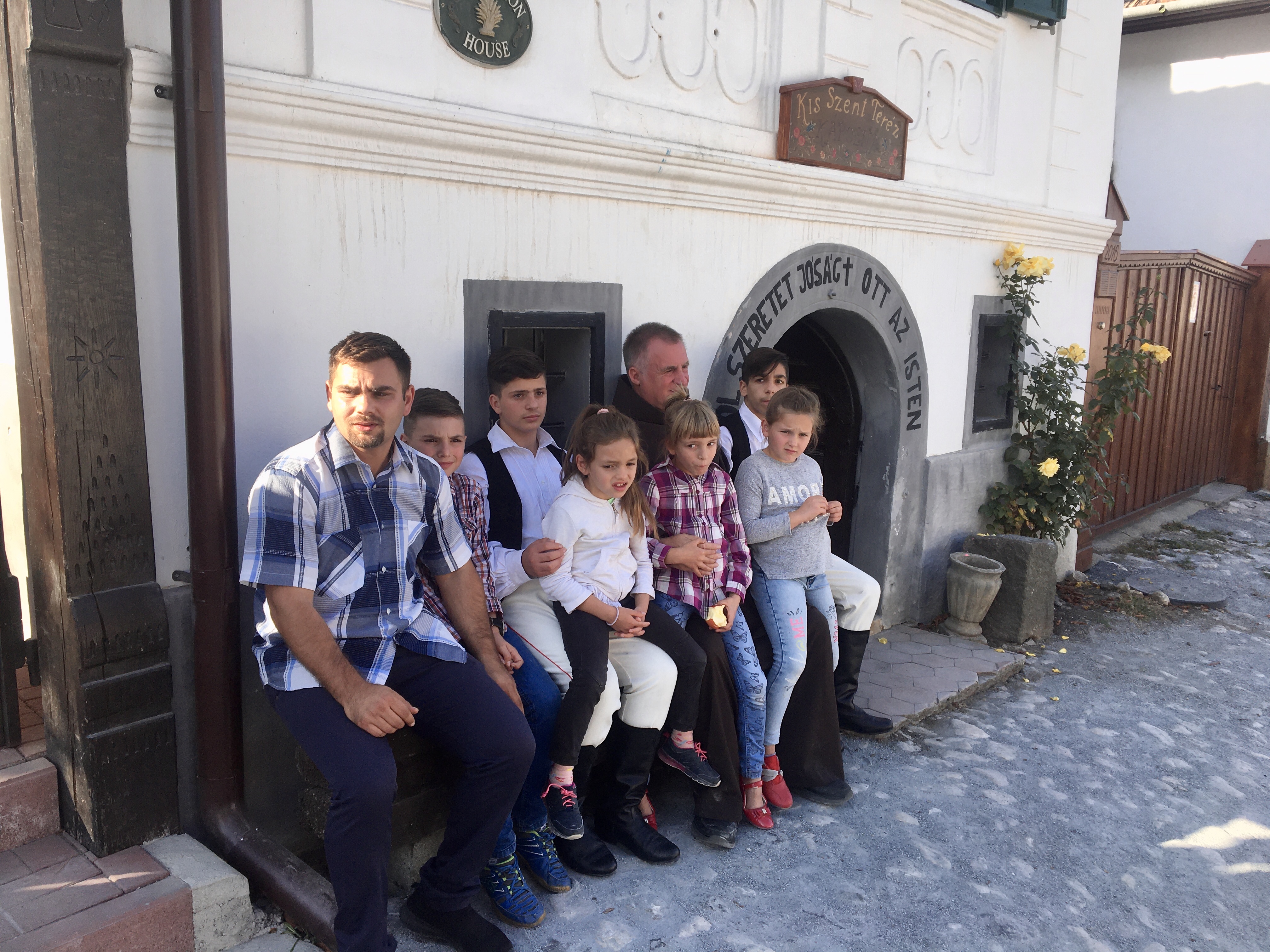 "Koldus helyett nevelő lettem"