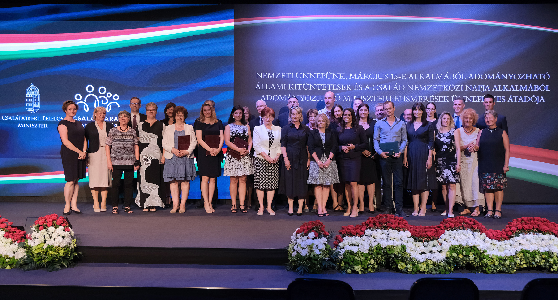 Állami és miniszteri elismeréseket kaptak a családok erősítéséért tevékenykedők