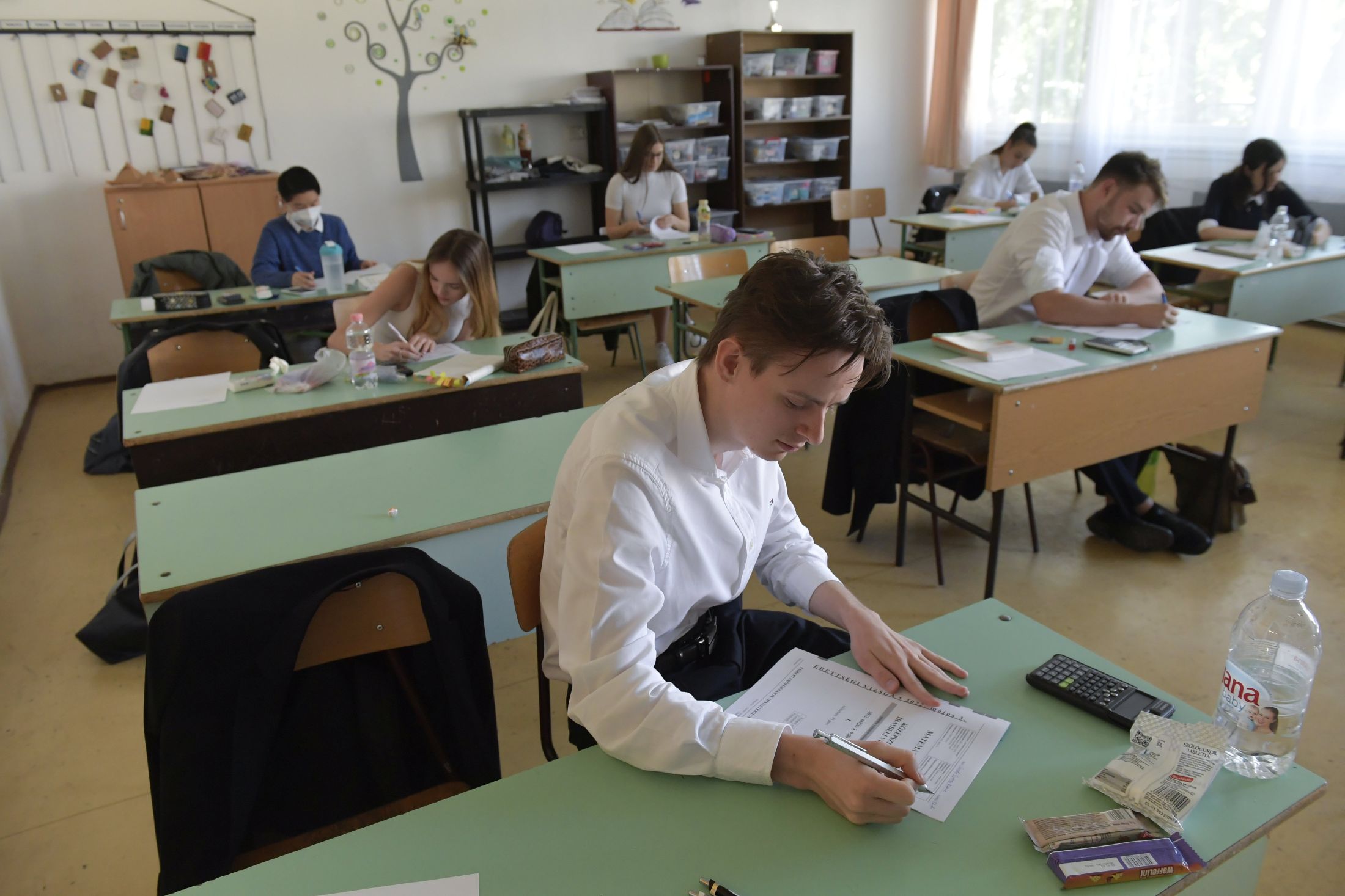 A matematikával folytatódott kedden az érettségi